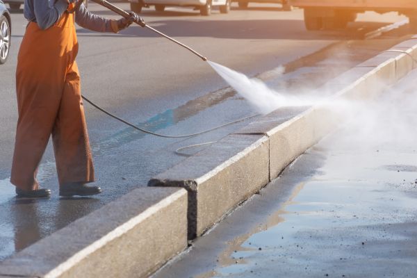 Cost of Commercial Concrete Cleaning in Nashville