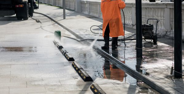 Cost of Parking Lot Pressure Washing in Nashville