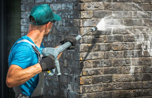 Brick Wall Cleaning in Nashville