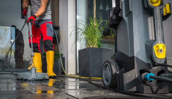 Cost of Commercial Pressure Cleaning in Nashville