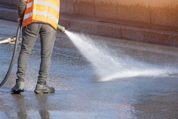 Asphalt Pressure Washing in Nashville