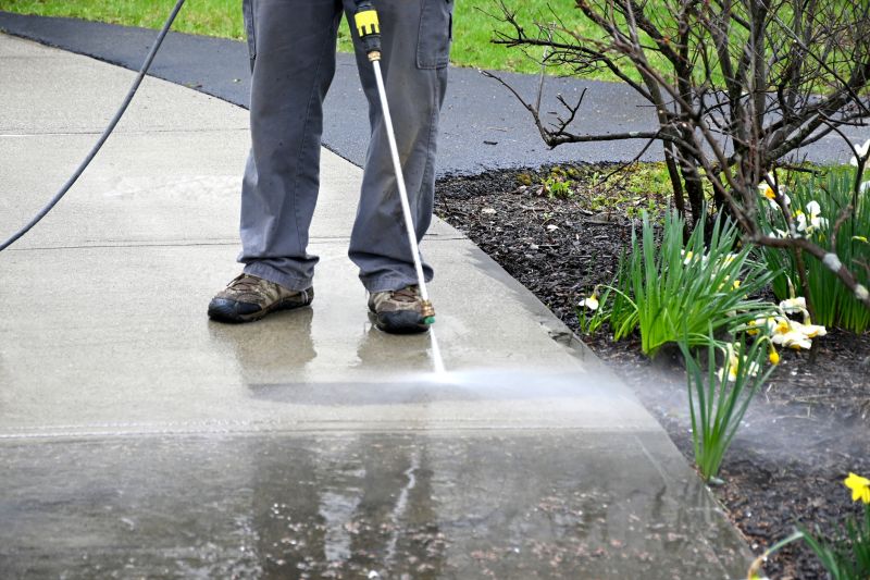 Sidewalk and Pavement Cleaning